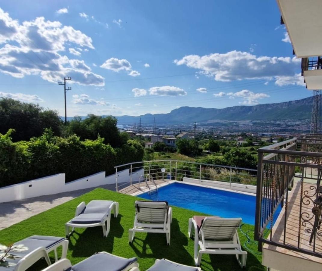 Aaa Anic Amazing Apartments Deluxe Split Exterior photo
